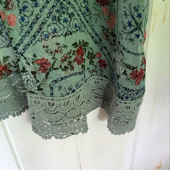 Mason & Belle Laria Crochet Trim Open Front Duster Top - Picture 3 of 11